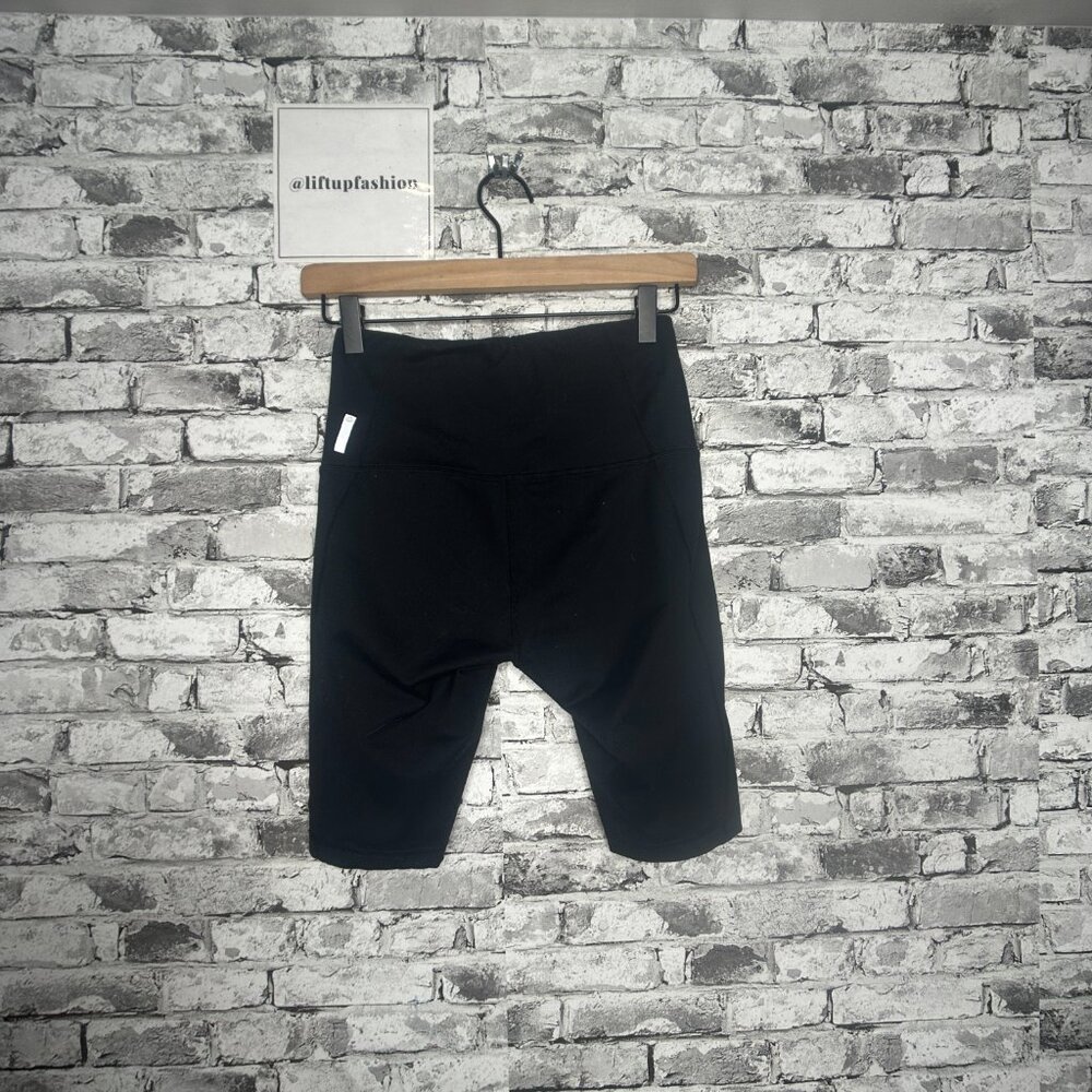 EUC Zella 10" Black Biker Shorts Size Small